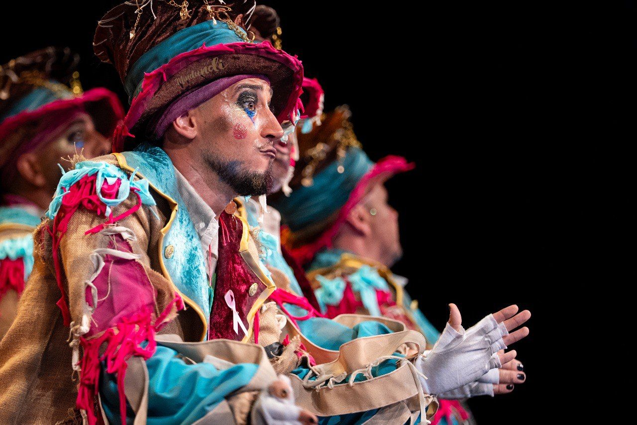 Comparsa Mindundi de Isla Cristina en el COAC 2026.