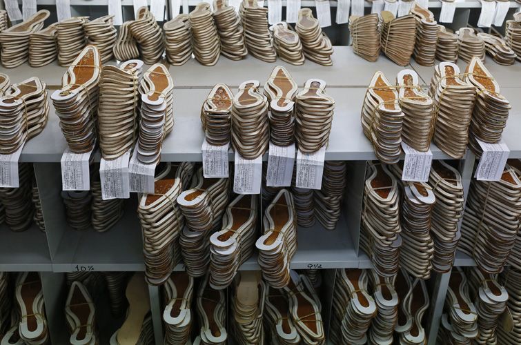 carlos-santos-shoes-factory-fabrica-calzado-04.jpg