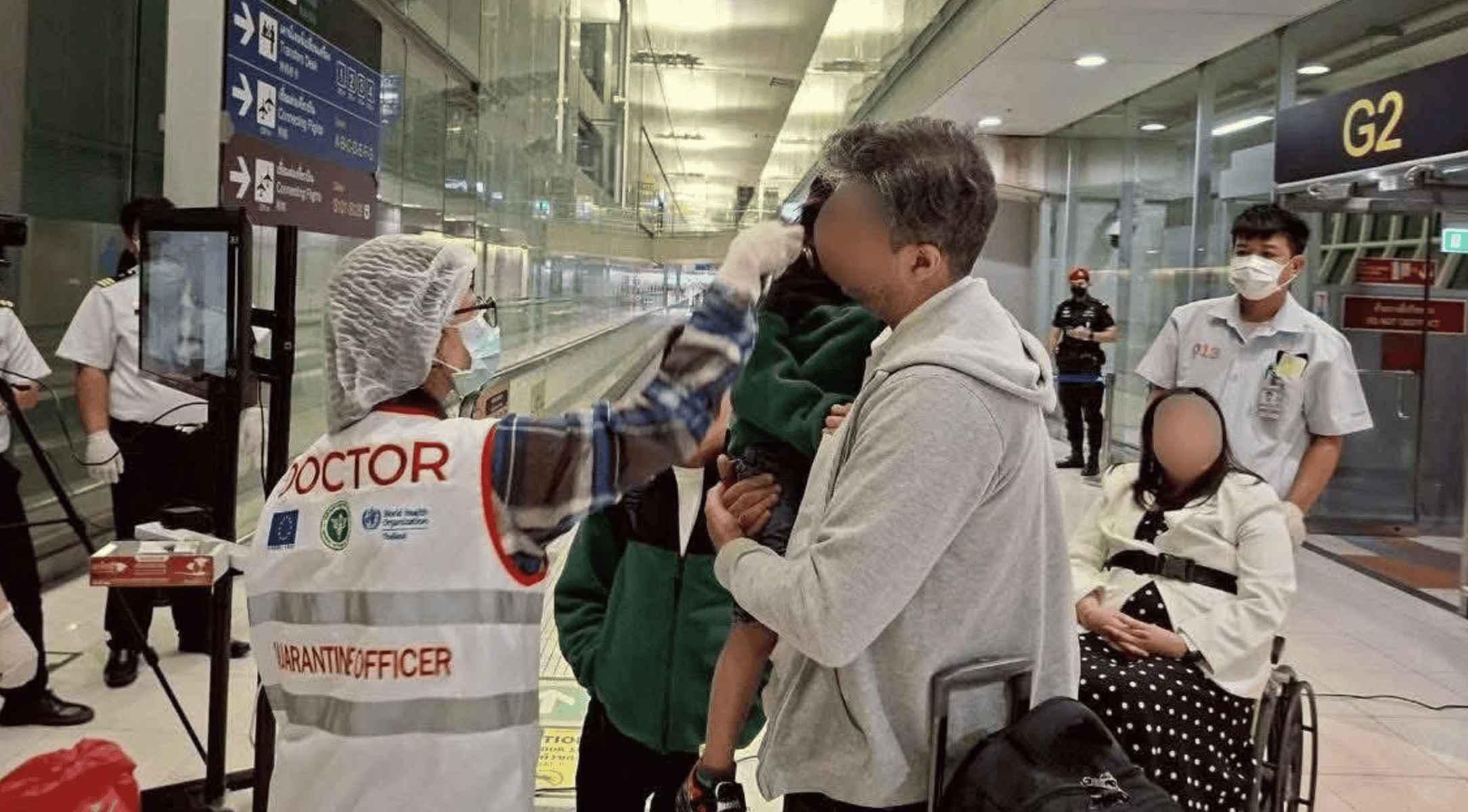 Tailandia está realizando controles sanitarios a los viajeros que llegan desde India. Tailandia está realizando controles sanitarios a los viajeros que llegan desde India.