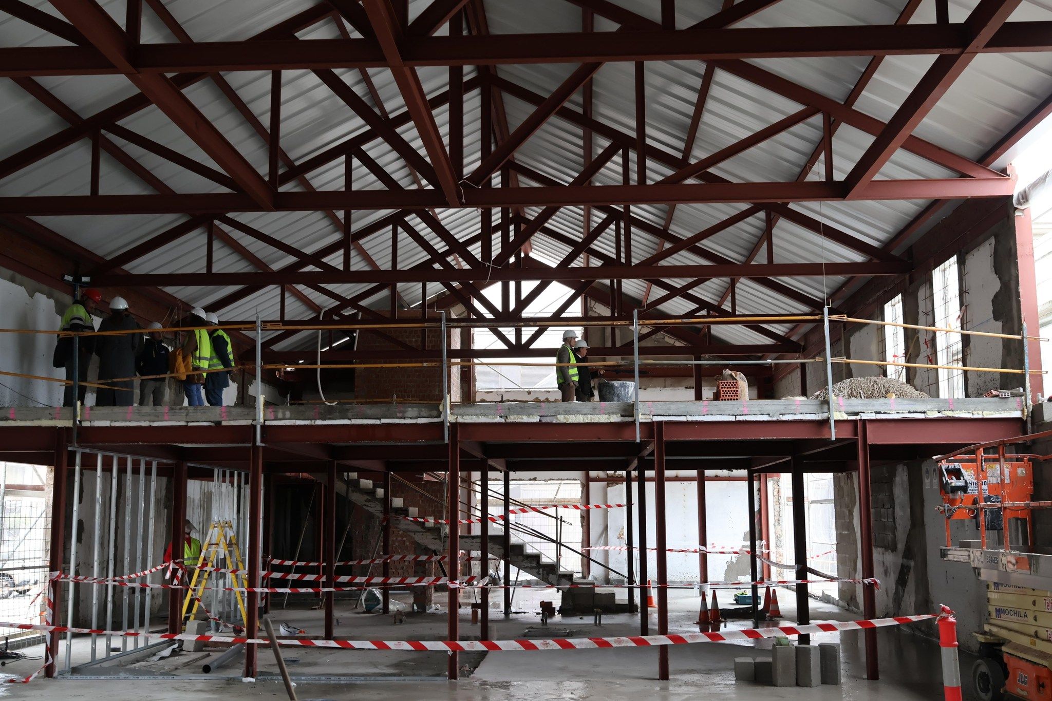 Visita a las obras del nuevo espacio cultural Las Albinas en Chiclana.