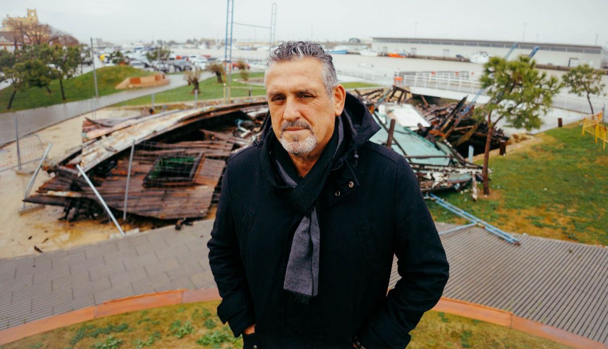 VAPORCITO DESTRUIDO EL PUERTO 14