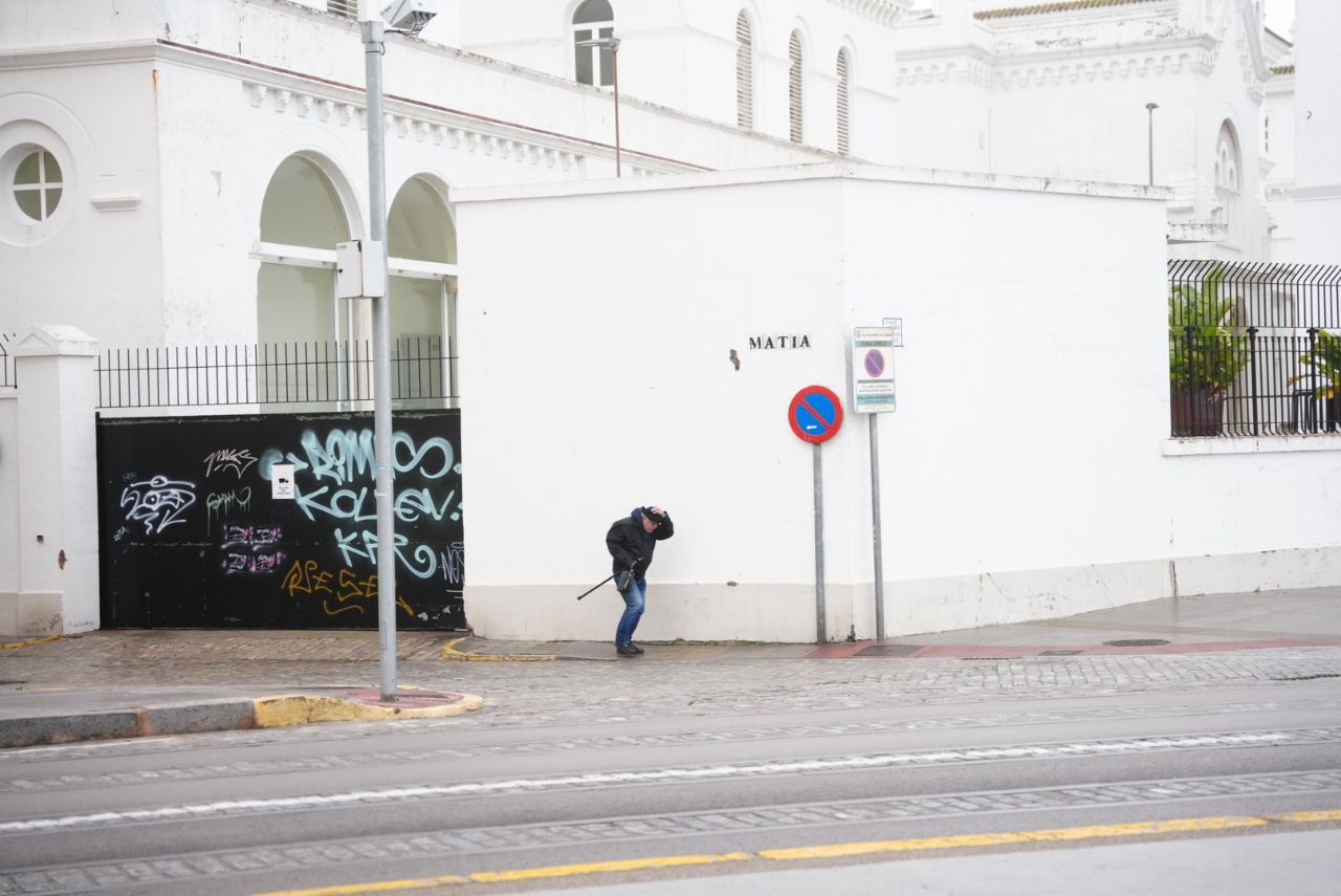 El viento sopla con mucha intensidad este miércoles en la provincia de Cádiz. El viento sopla con mucha intensidad este miércoles en la provincia de Cádiz.