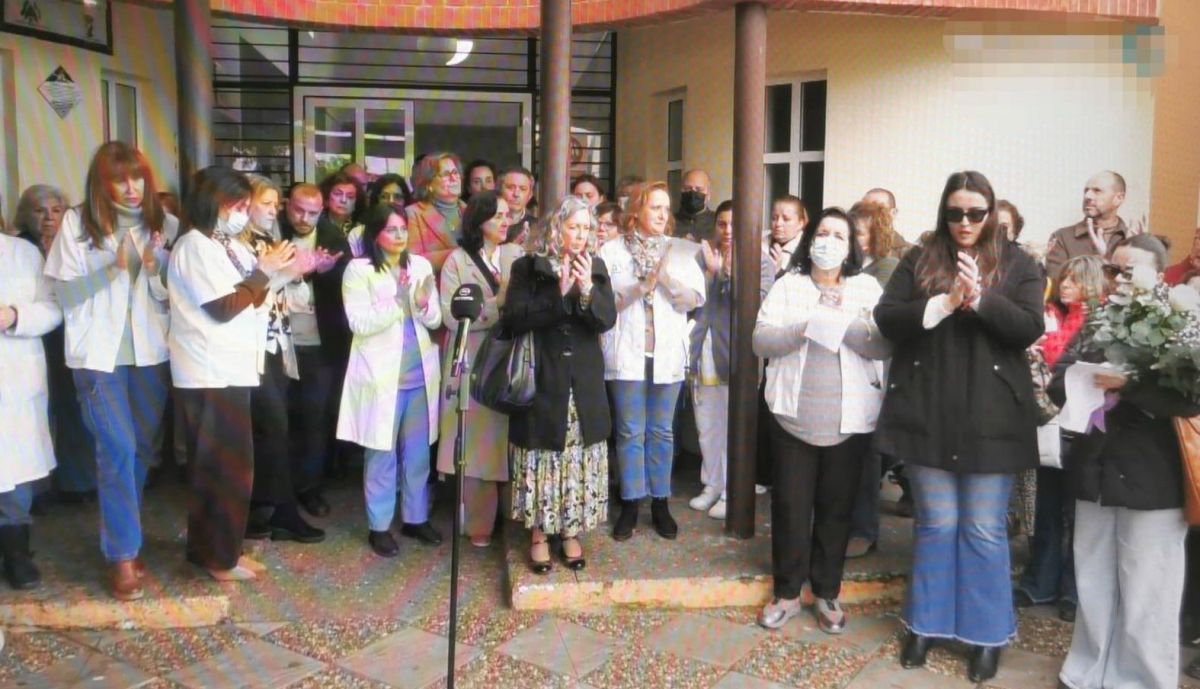 Homenaje a Genoveva Caro, enfermera de El Cuervo recientemente fallecida.