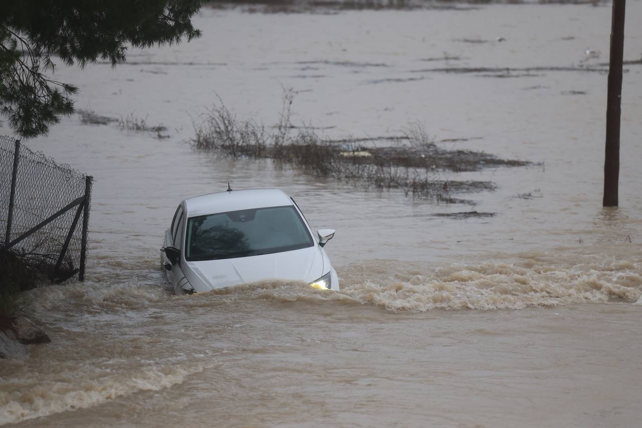 Desborde del Guadalete en Jerez. Desborde del Guadalete en Jerez.
