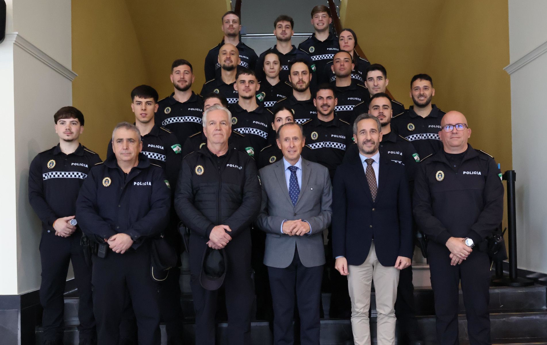 Chiclana da la bienvenida a los nuevos policías locales en prácticas.