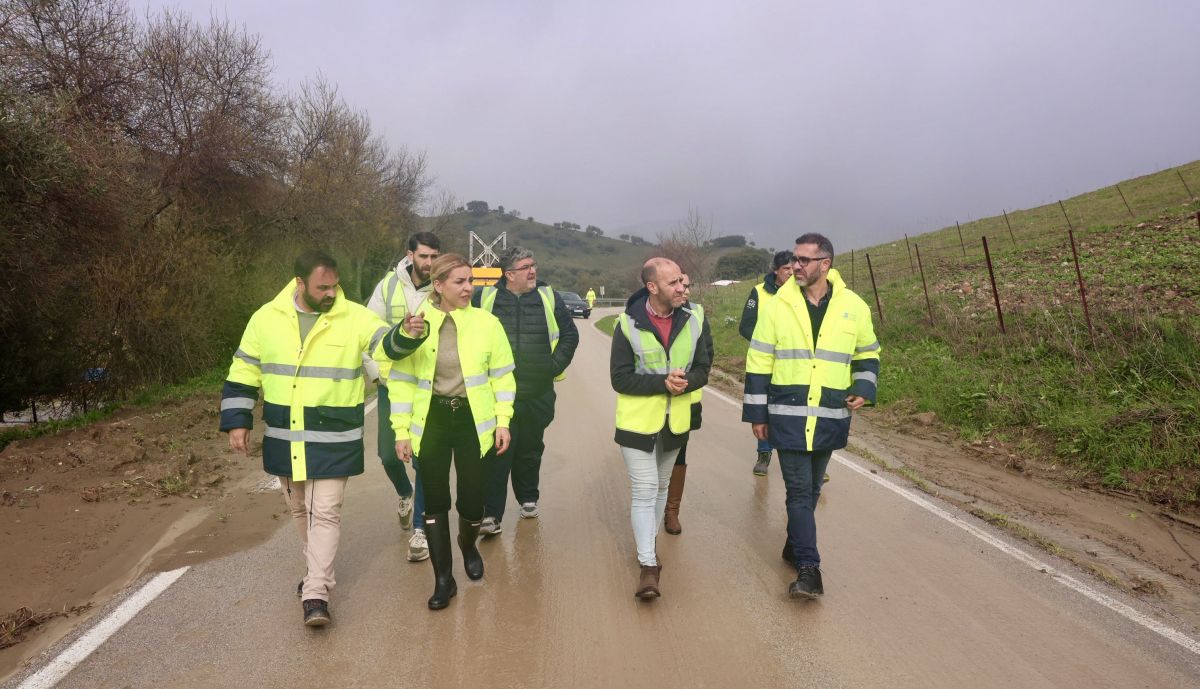Un momento de la visita a la carretera de Gaidovar