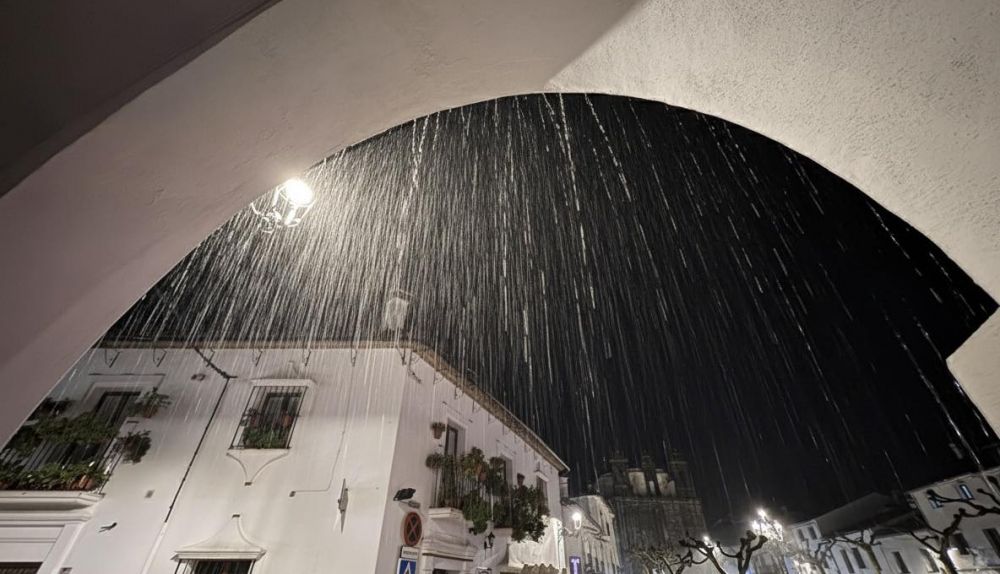 La lluvia cayendo con fuerza en Grazalema, estos días.