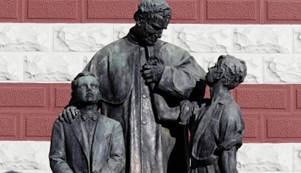Grupo escultórico San Juan Bosco   Colegio León XIII. Bogotá   1934.
