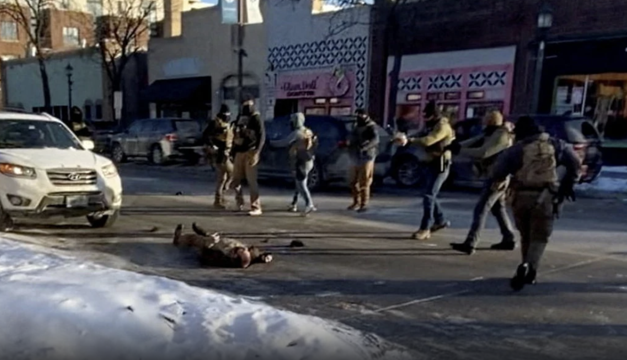 Una imagen de la violencia del ICE de Donald Trump.