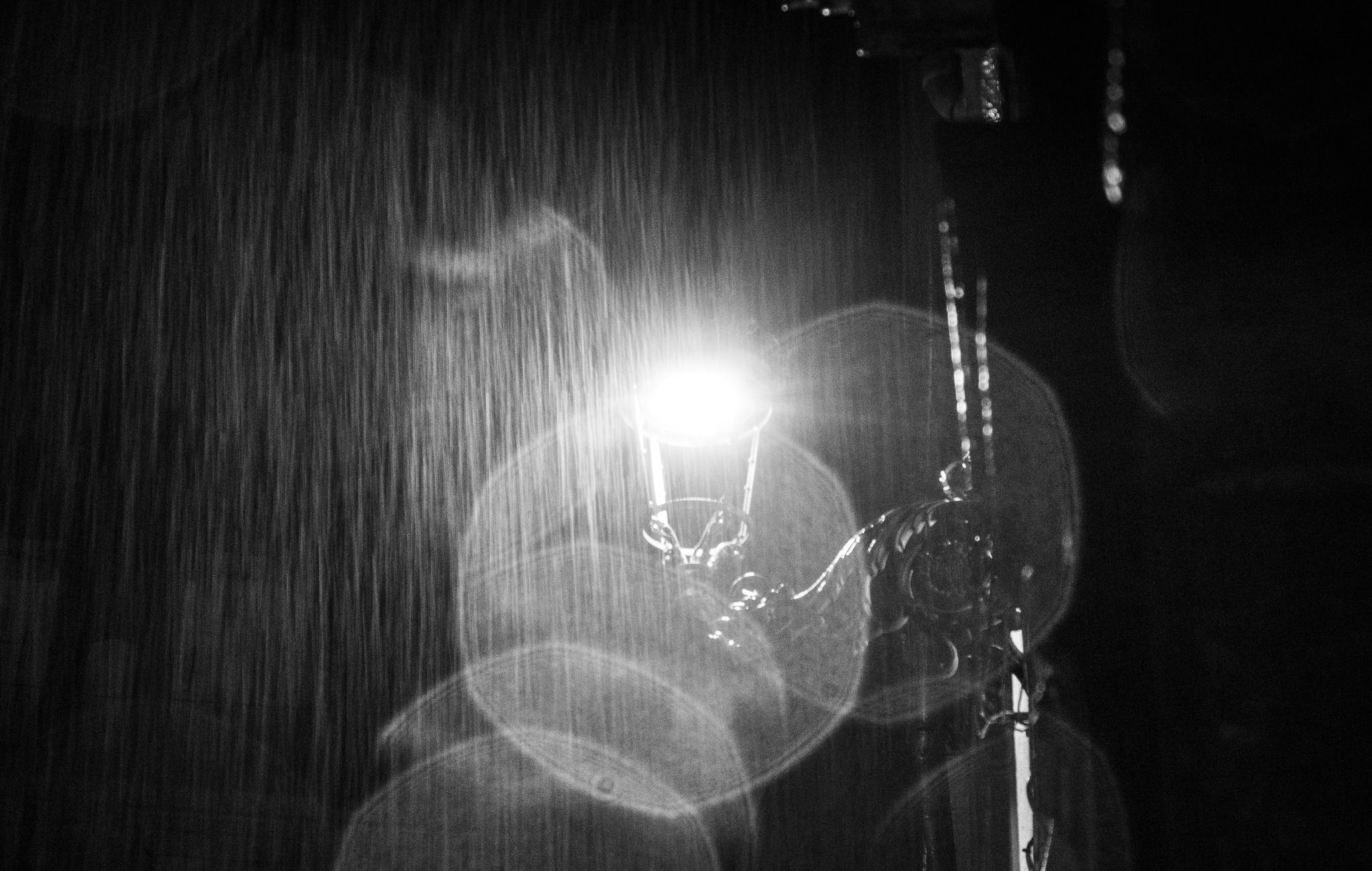 Lluvia intensa en Grazalema, que va de récord en récord.