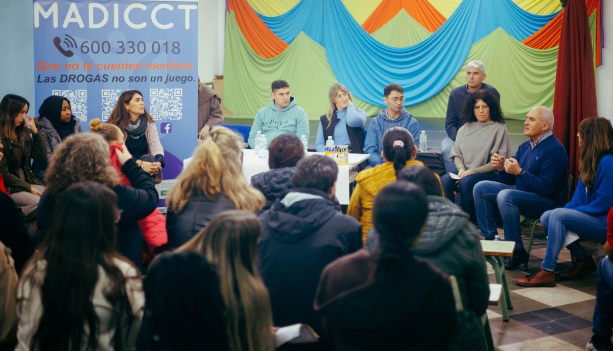 JORNADAS DE PAZ DIGITAL CEIP AL ANDALUS 20