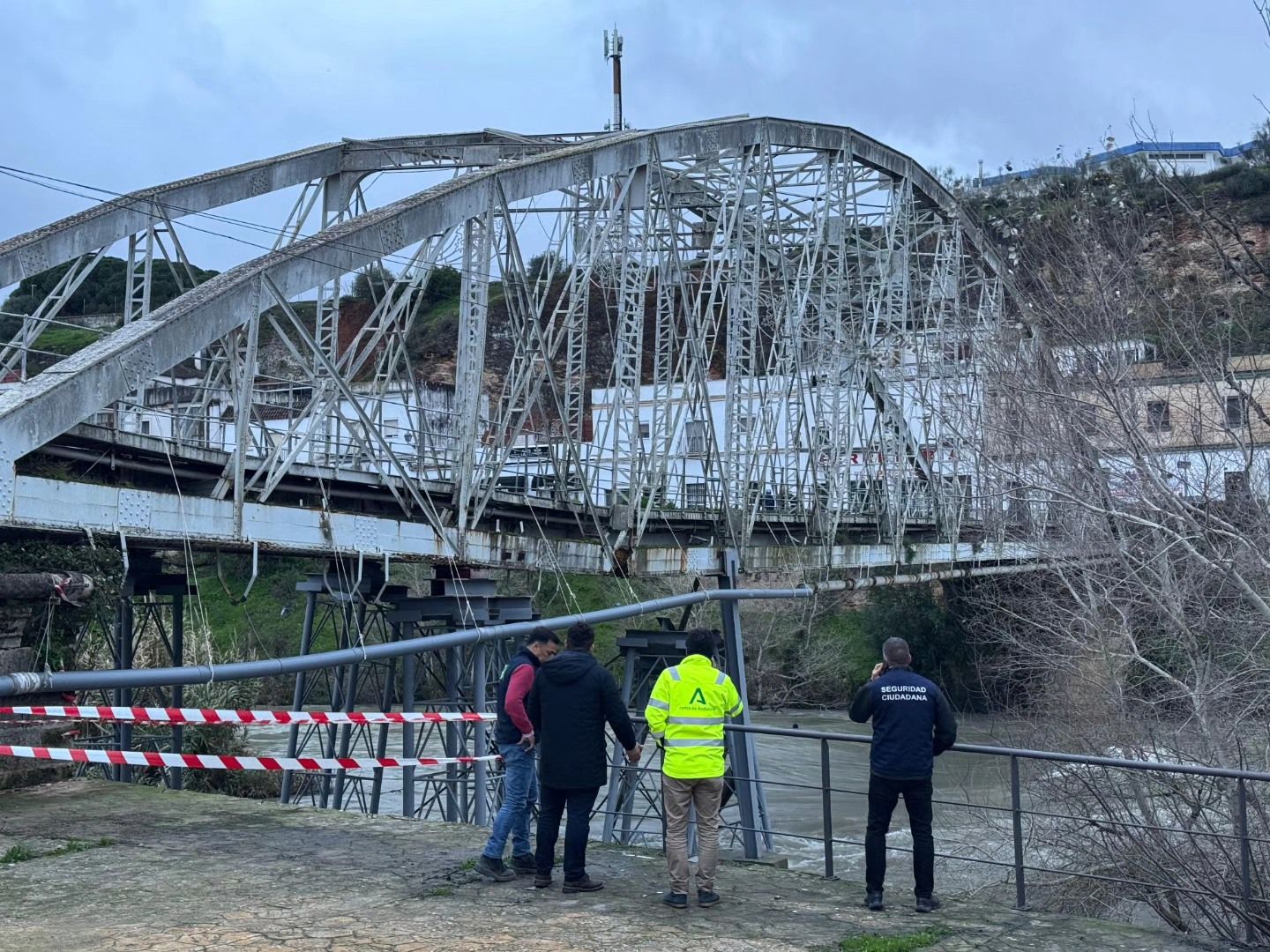 El puente de San Miguel de Arcos, en muy mal estado.