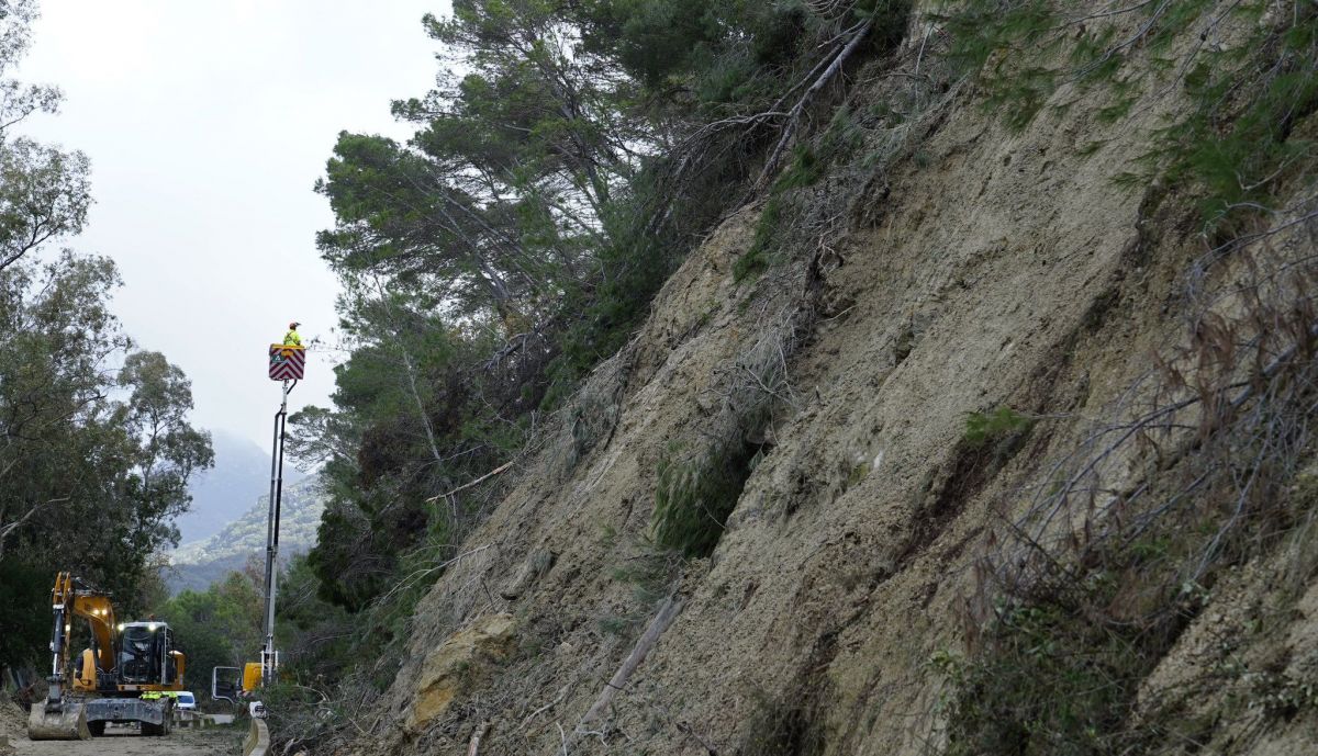 trabajos carretera benamahoma