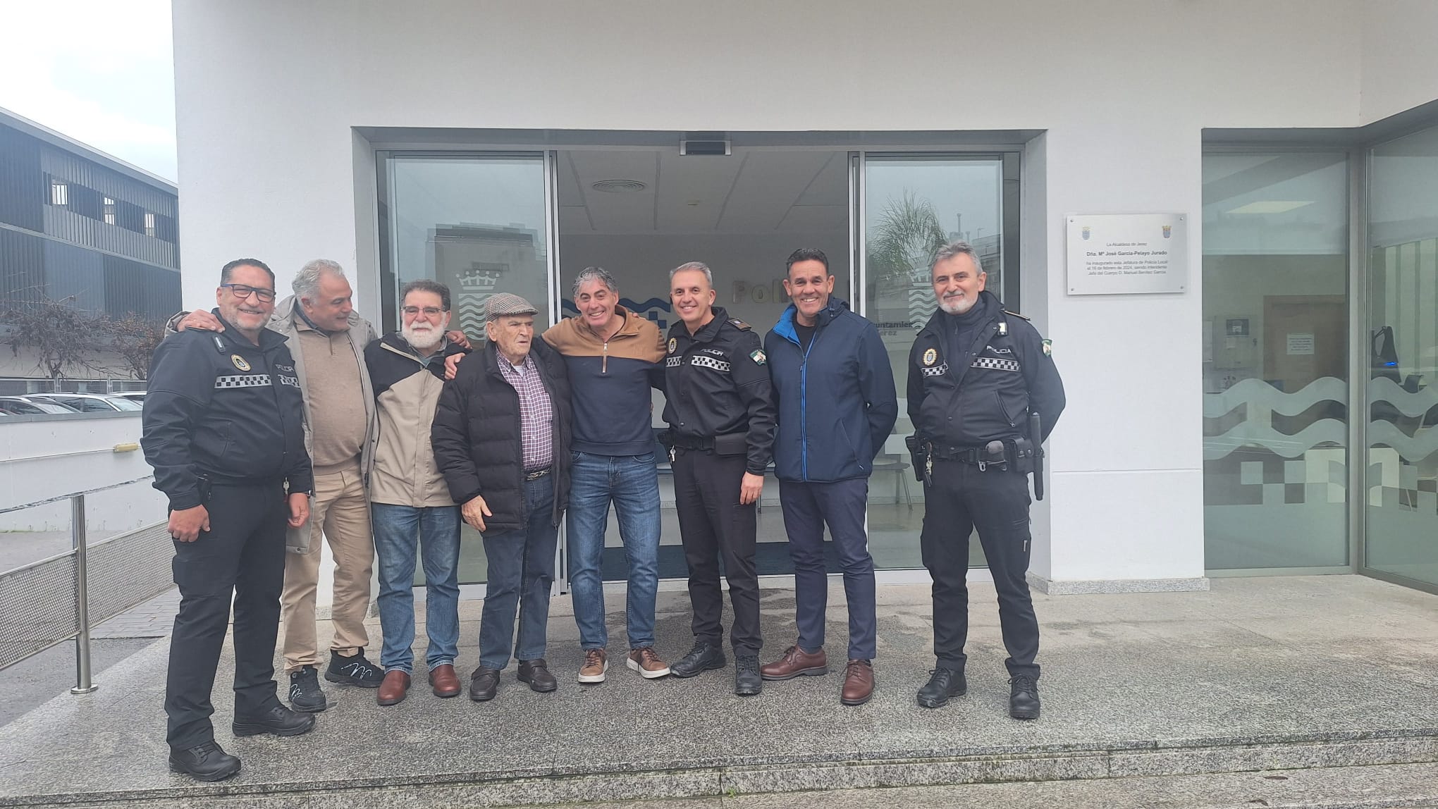 La visita de Antonio a la Jefatura de Jerez.