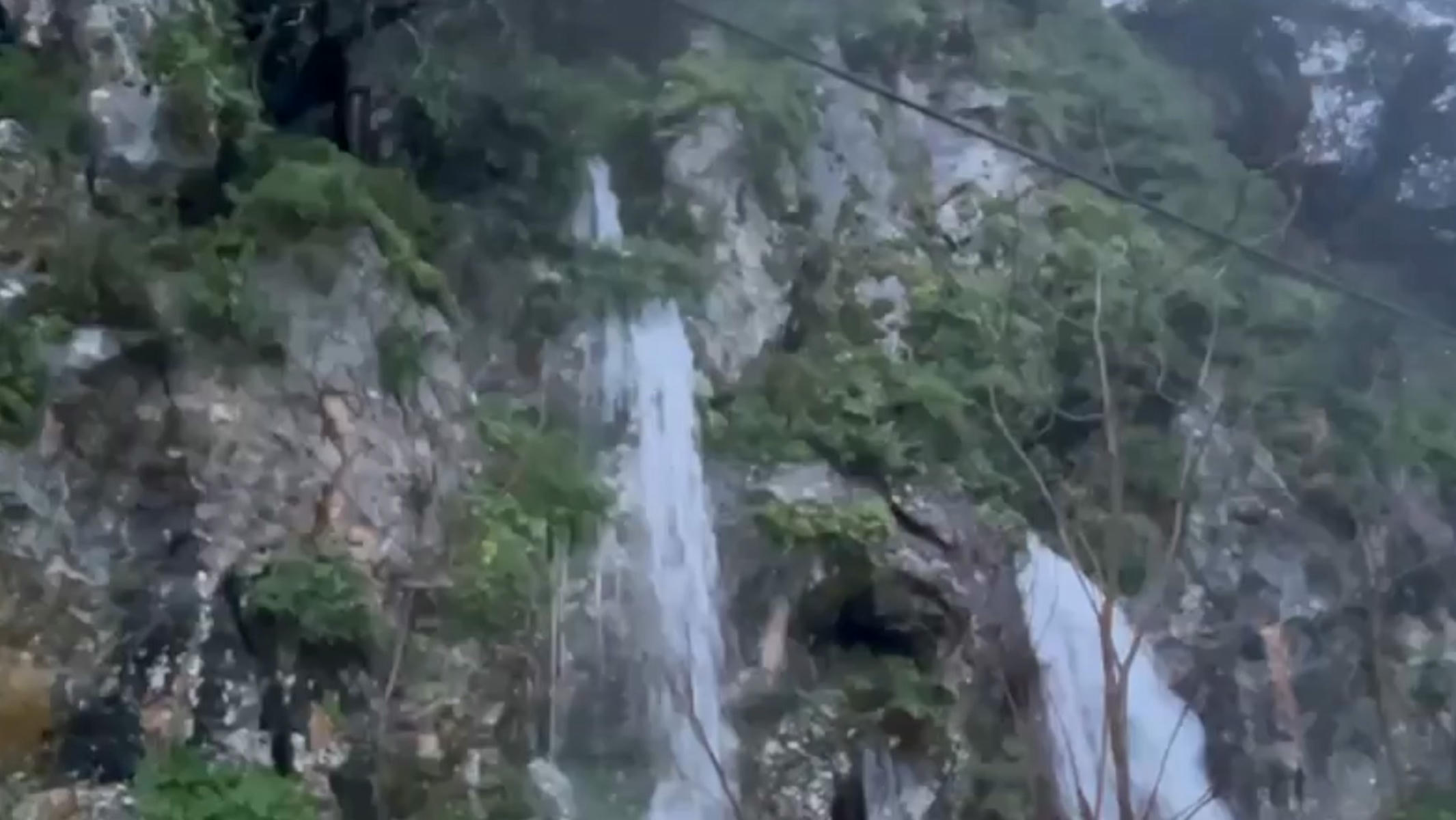 Caños en Benamahoma, uno de ellos recién descubierto.