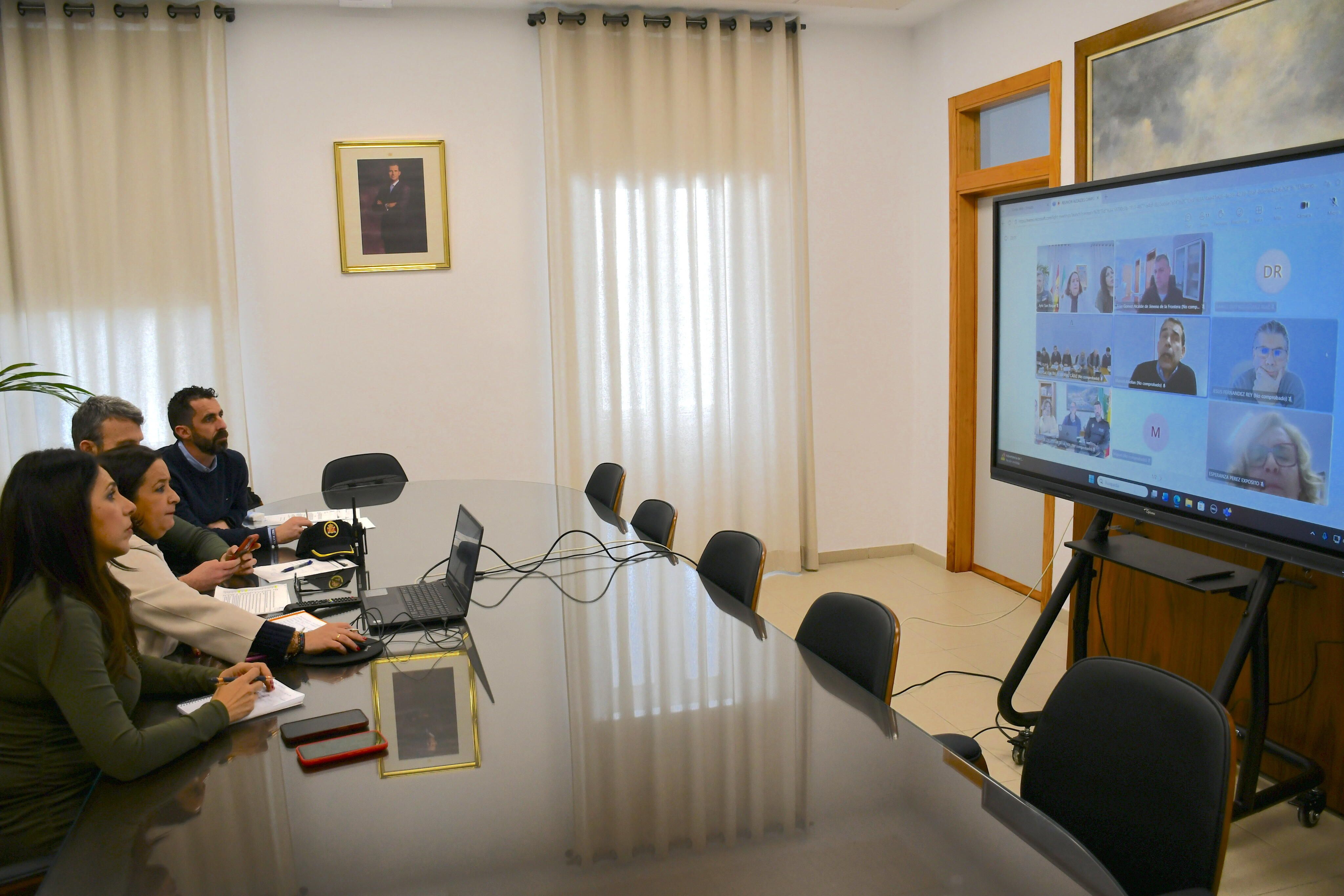 El Ayuntamiento de San Roque acuerda desalojos preventivos en zonas inundables.