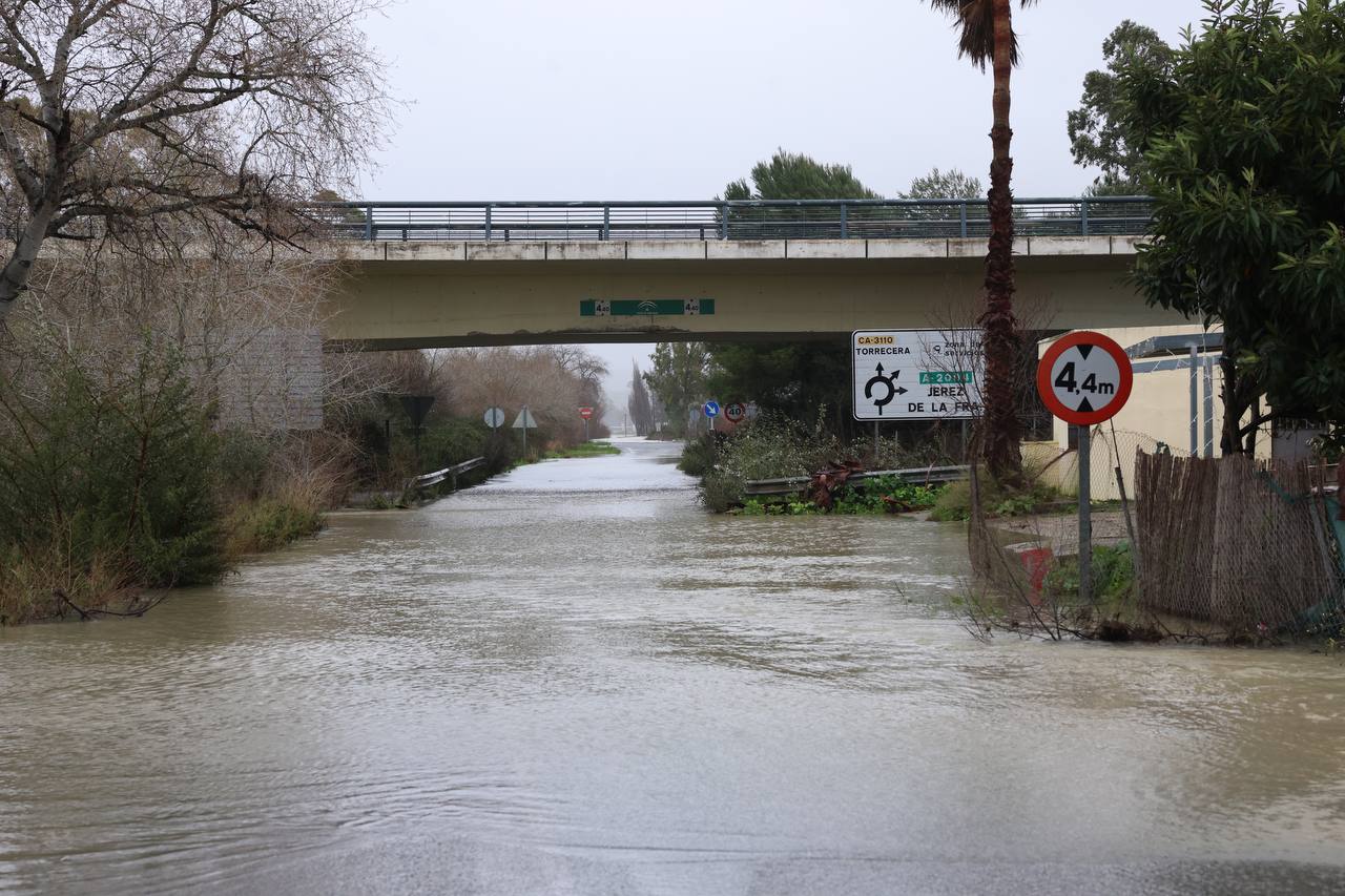 El Ayuntamiento informa de las carreteras cortadas en el término de Jerez.