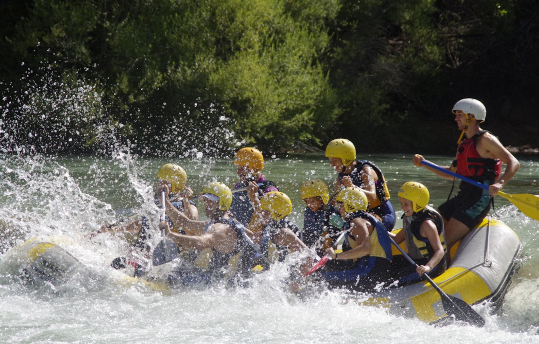Rafting en el Parque Natural de las Sierras de Cazorla, Segura y Las Villas en Jaén.