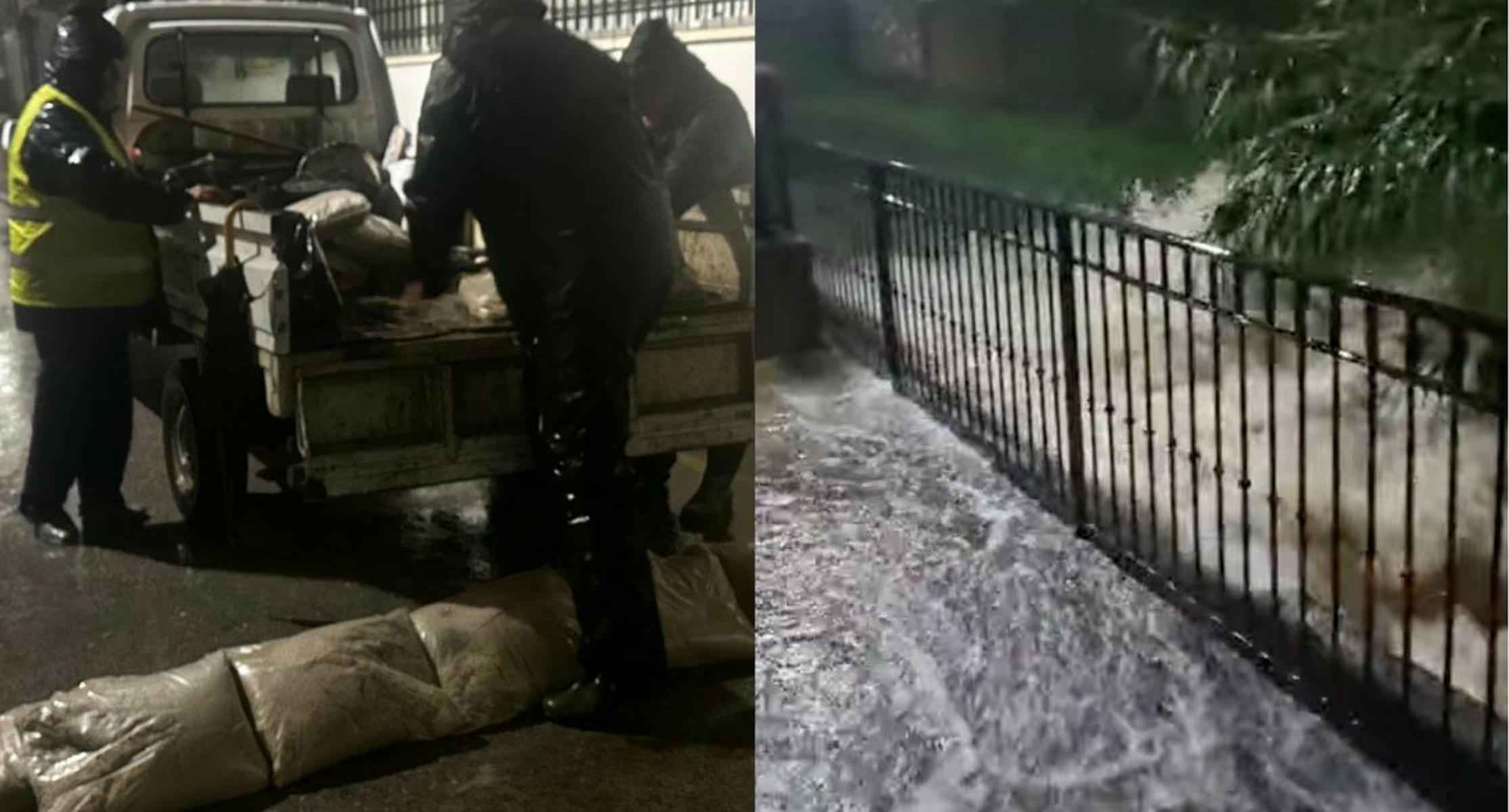 Medidas de contención, a la izquierda, ante la subida del río (derecha), que ya está inundando algunas calles en Ubrique.