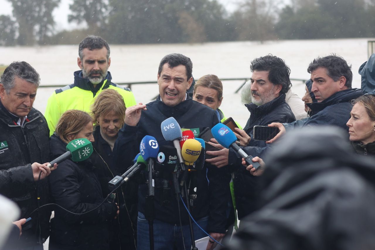 Juanma Moreno en Jerez. (2)