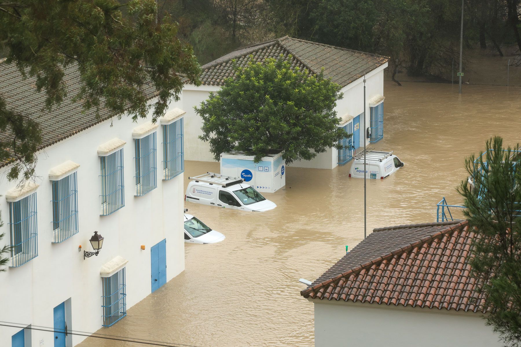 La de depuradora  de Arcos totalmente inundada