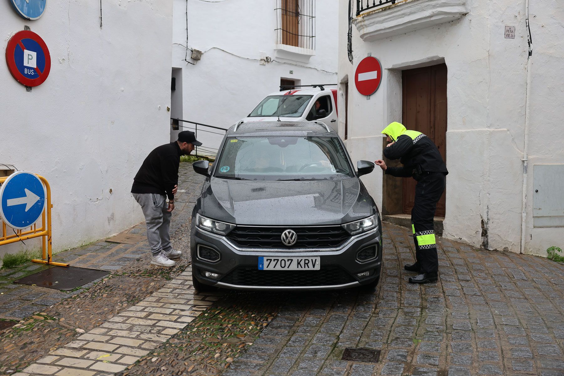 Arcos  desalojos temporal Leonardo  11