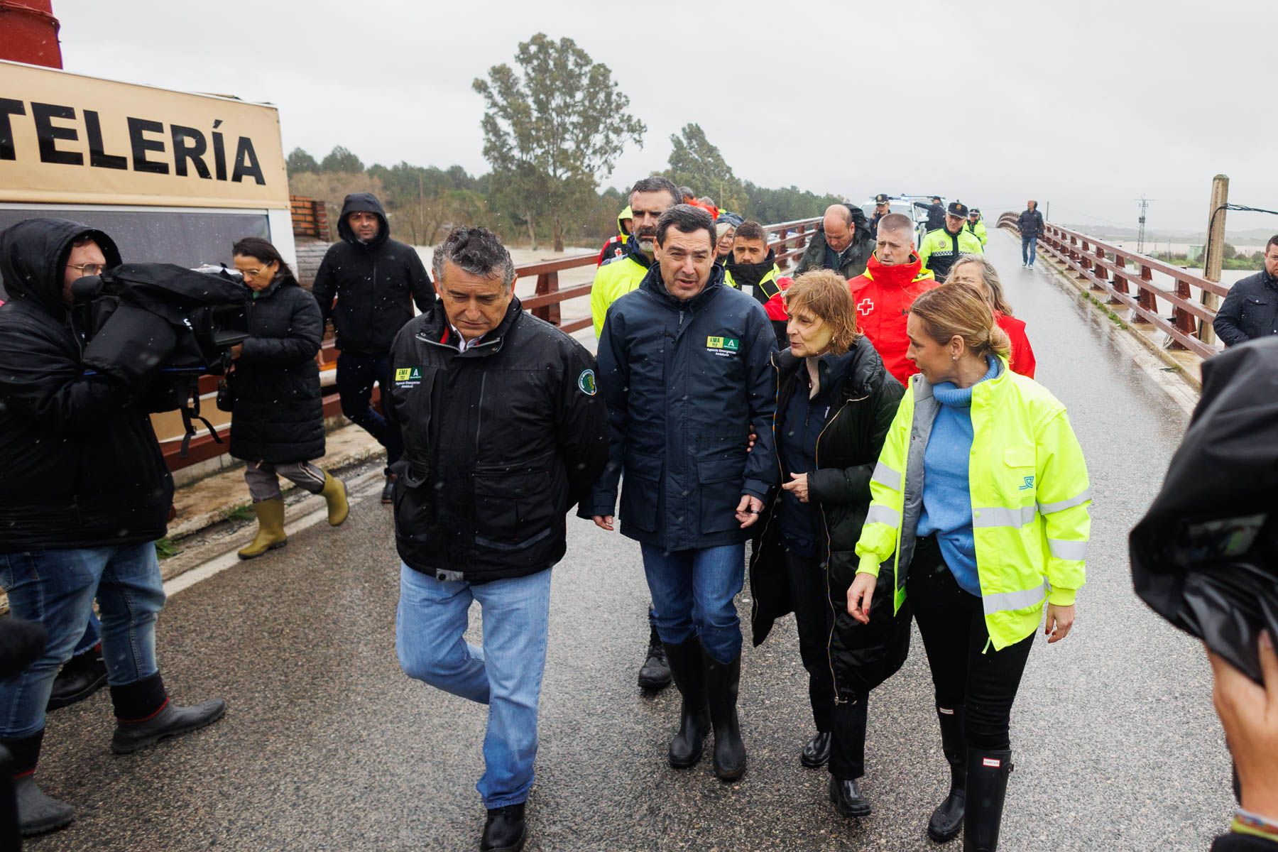 JUAN MANUEL MORENO BONILLA INUNDACIONES PUENTE CARTUJA