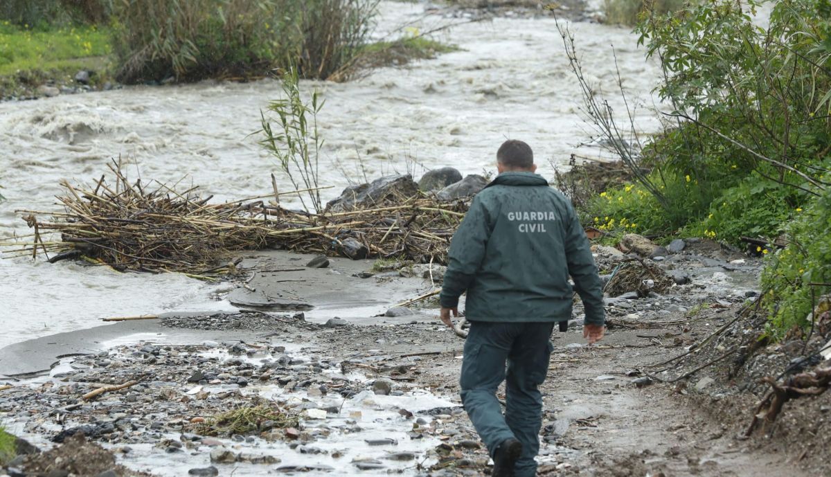 El dispositivo de búsqueda en Sayalonga.