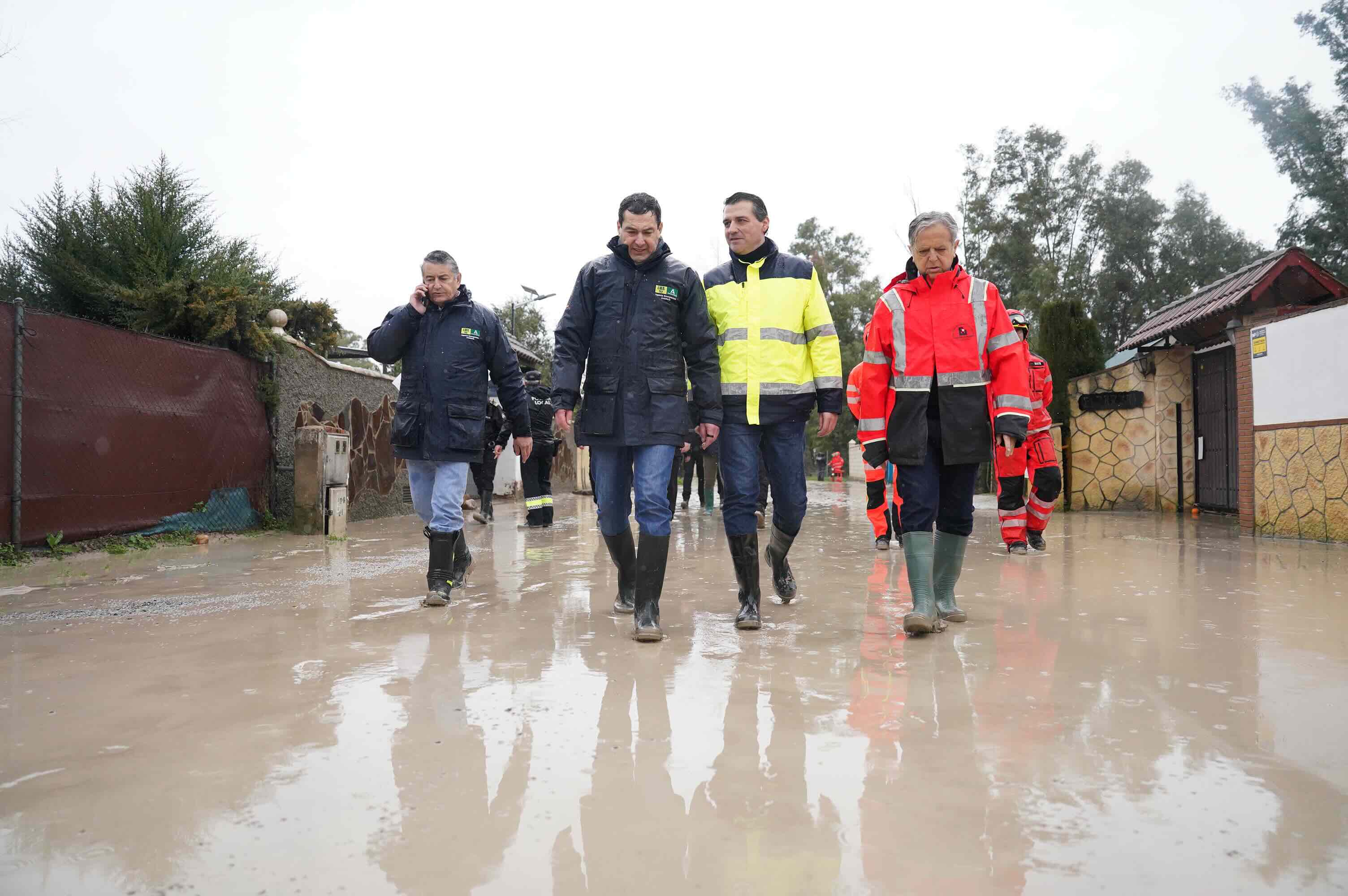 Juanma Moreno, este pasado sábado en Córdoba, junto al alcalde cordobés José María Bellido.