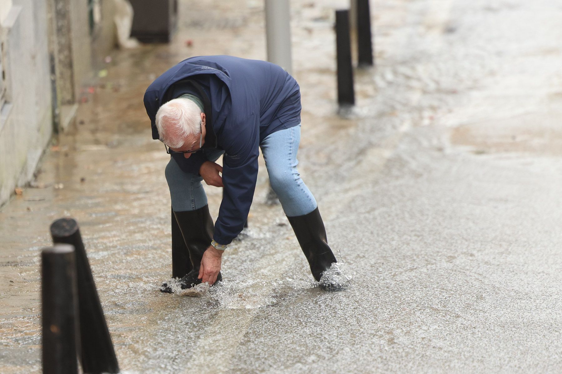 Ubrique, El río sigue controlado y se mantiene la alerta 
