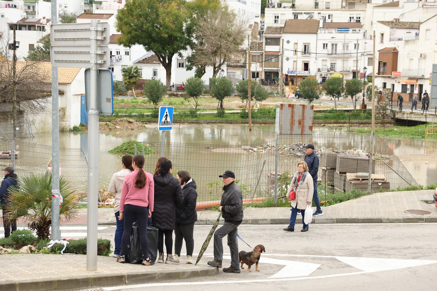 Ubrique, El río sigue controlado y se mantiene la alerta 