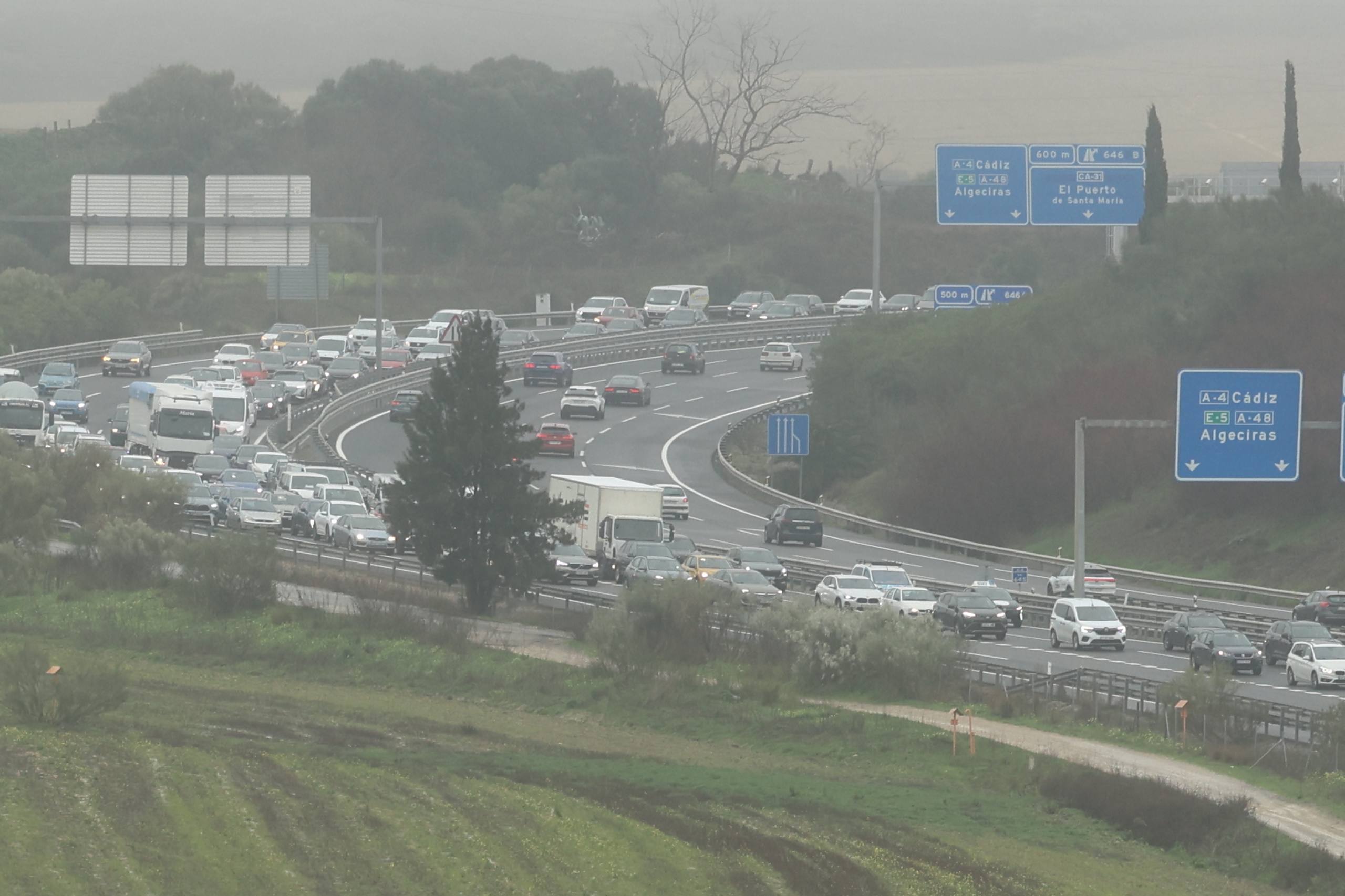 El enorme atasco para entrar en Jerez desde El Puerto.