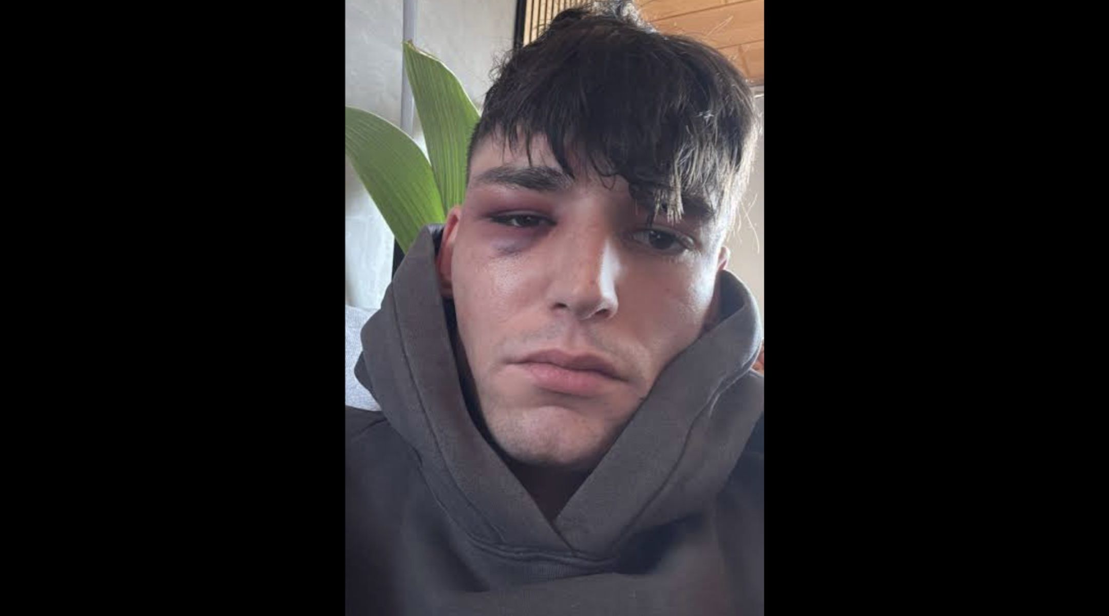 Pascal Kaiser, el árbitro agredido tras pedirle matrimonio a su novio en el campo de fútbol.