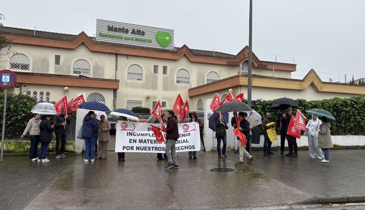 protesta residencia montealto jerez domusvi 1