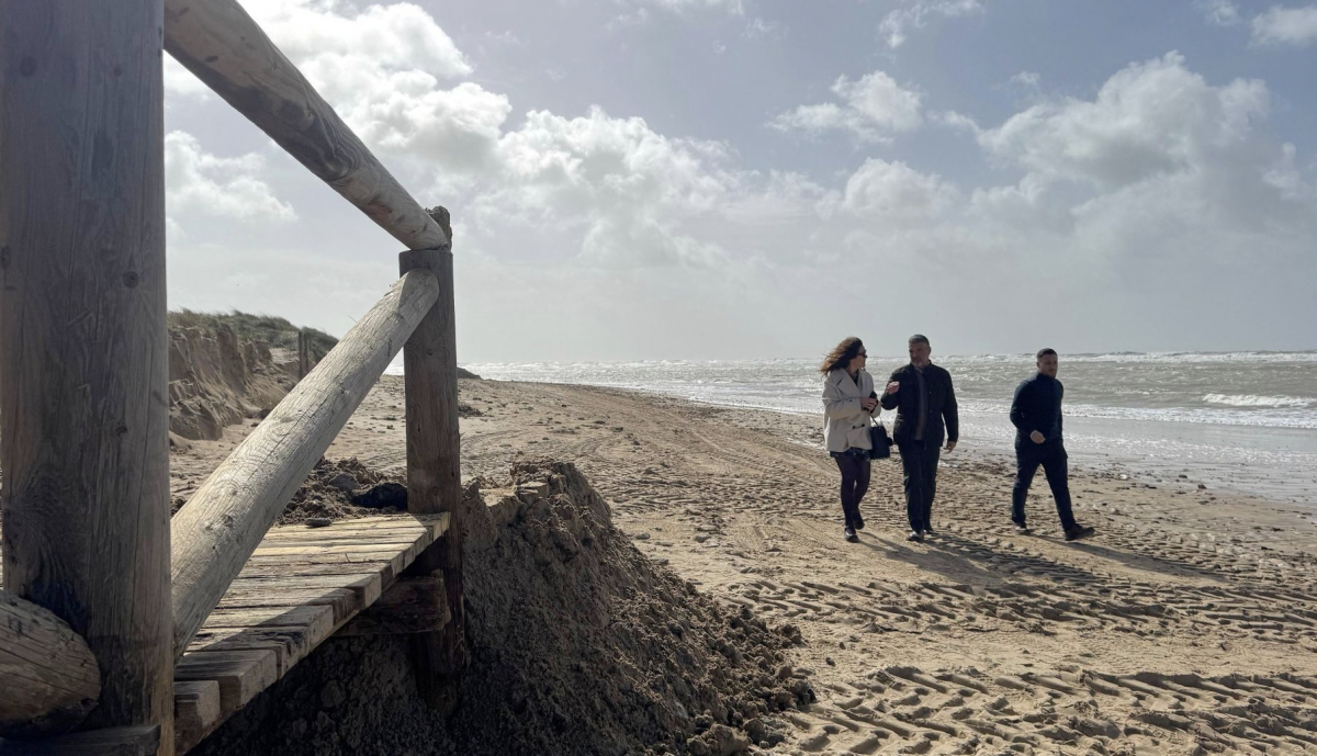 Comprobación de lestado del litoral roteño.