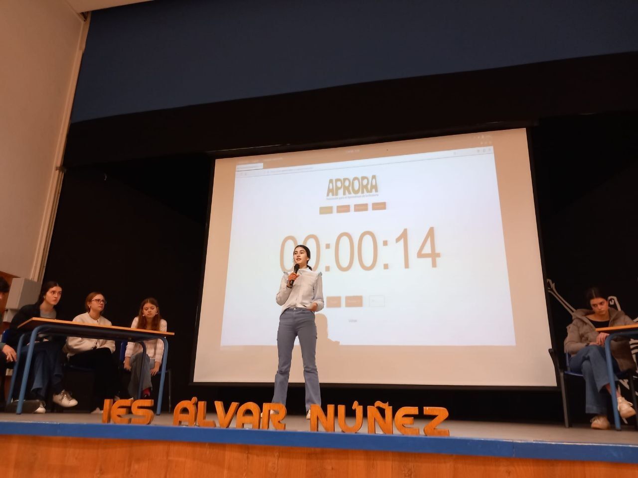 Debate de los jóvenes en IES Álvar Núñez de Jerez.