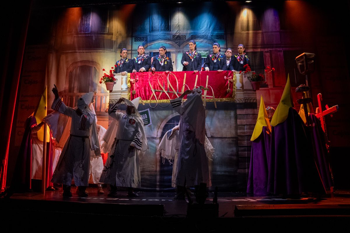 La chirigota 'Ssshhhhh!!', durante su actuación en la Gran Final del COAC 2026.