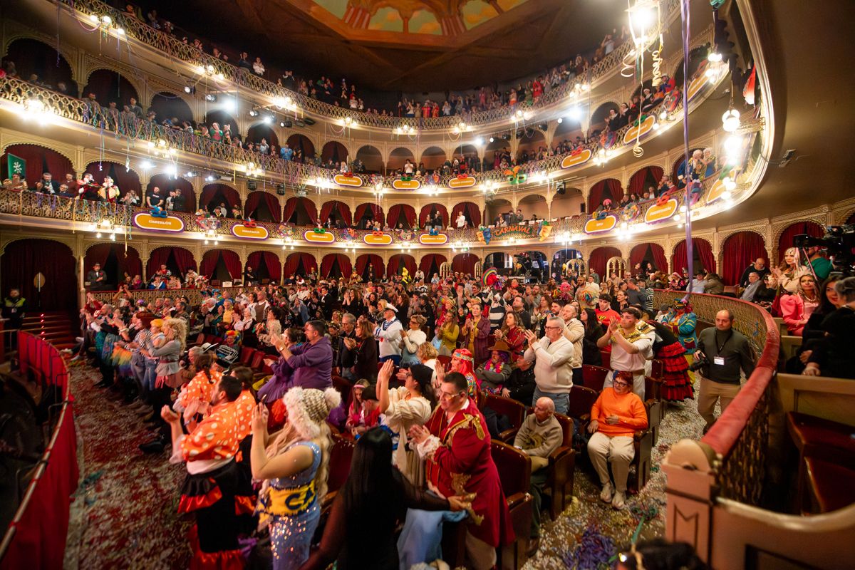 Las imágenes de la histórica final del COAC 2026 en el Gran Teatro Falla