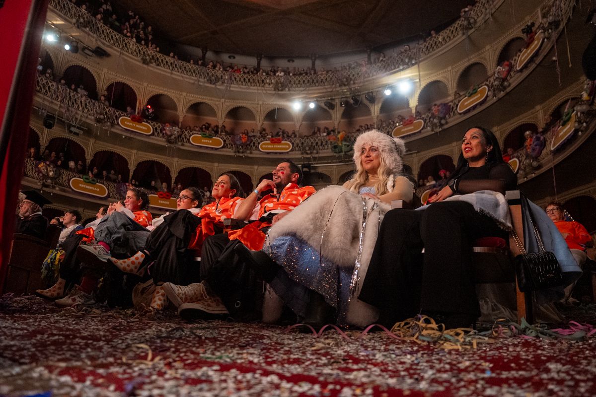 Las imágenes de la histórica final del COAC 2026 en el Gran Teatro Falla