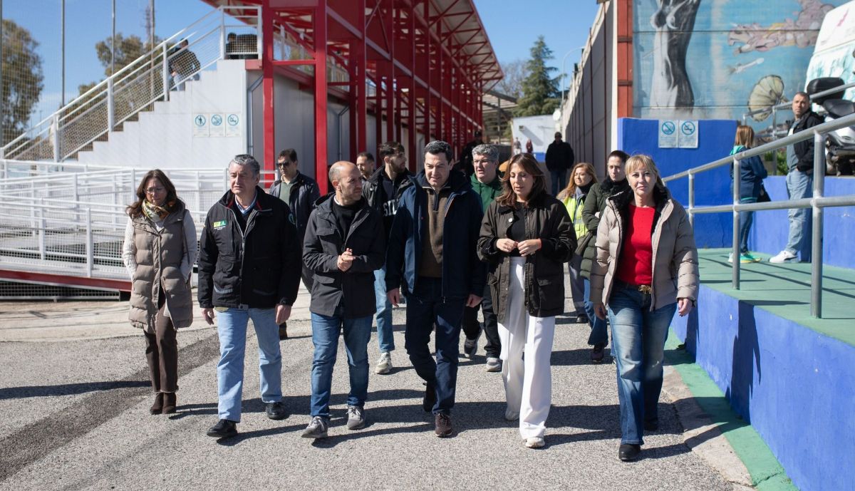El consejero Antonio Sanz, el alcalde Carlos Javier García, el presidente Juanma Moreno y la alcaldesa María Paz Lobato, en Ronda