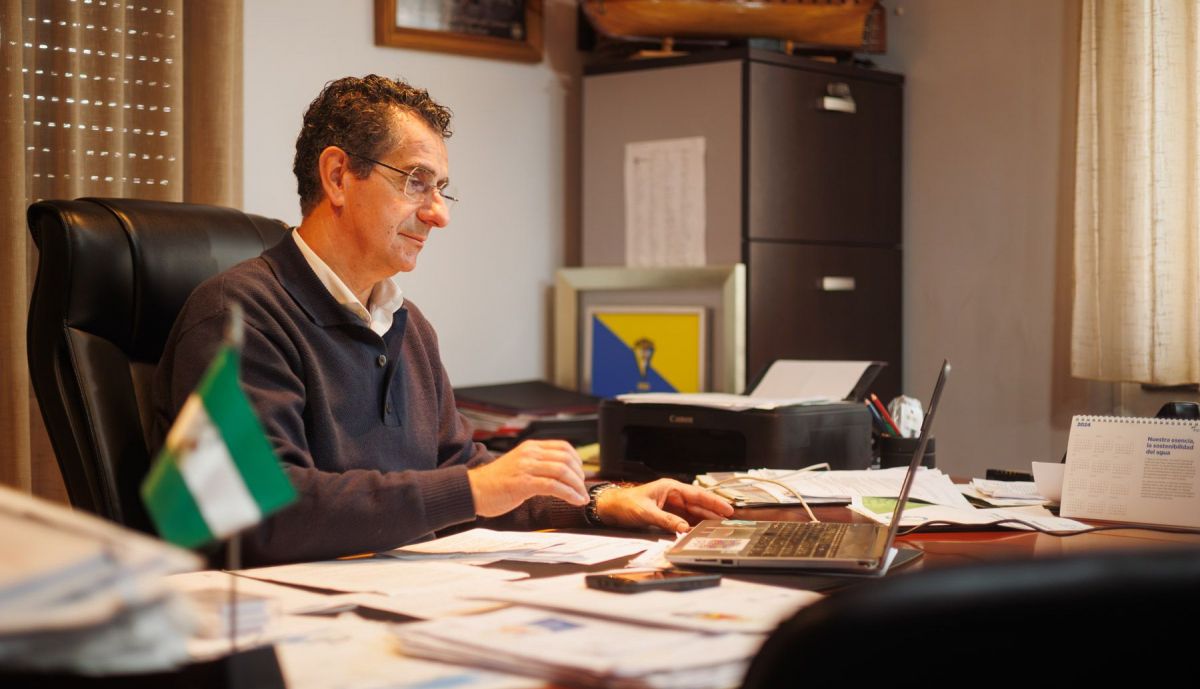 MIGUEL MOLINA ALCALDE BARBATE 09