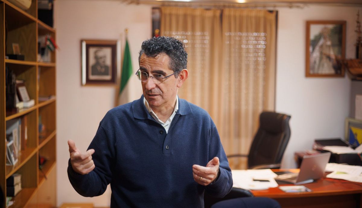 MIGUEL MOLINA ALCALDE BARBATE 10