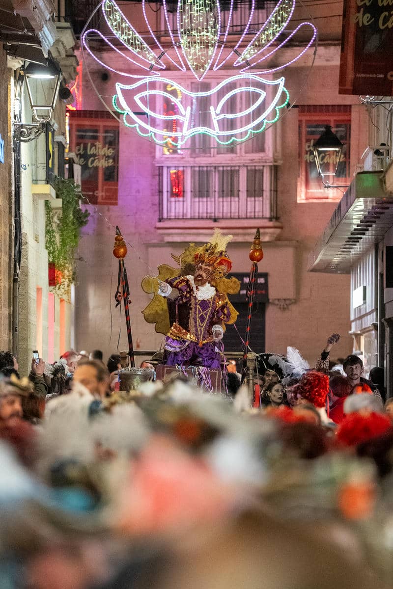Carnaval de Cádiz 2026: cortejo, acto y quema del Dios Momo, 4