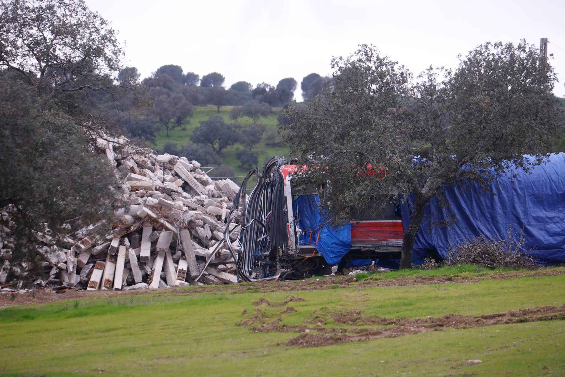 Zona cero del lugar del accidente de trenes .Cuando se cumple un mes del trágico accidente ferroviario en Adamuz.   EFE/Salas
