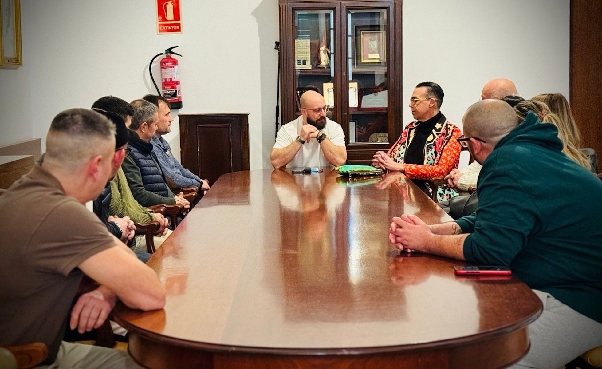 Reunión del Ayuntamiento con los detallistas de la Plaza de Abastos de El Puerto. Reunión del Ayuntamiento con los detallistas de la Plaza de Abastos de El Puerto.