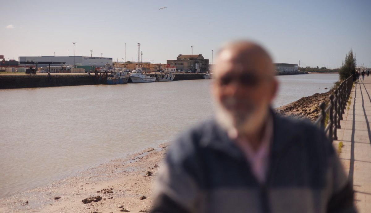 Este vecino escribe literatura tras aprender de forma autodidacta en las cárceles de Marruecos.