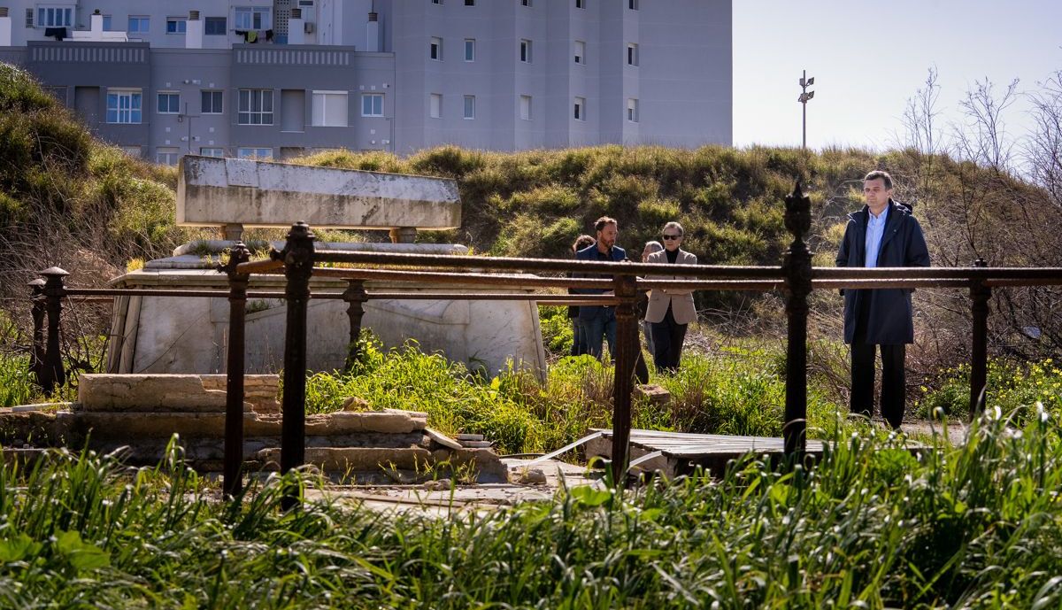 VISITA AL CEMENTERIO SAN JOSE   CADIZ  35
