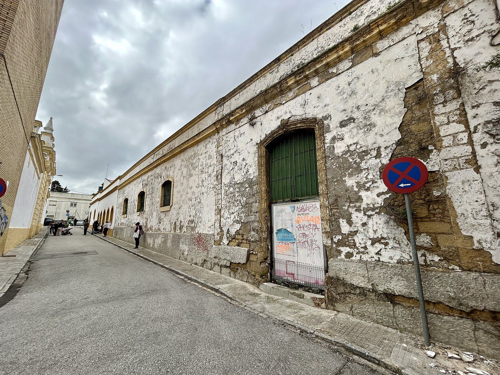 El Ayuntamiento de Jerez intenta vender por segunda vez Rayón, 3, un casco bodeguero de 1.000 metros.