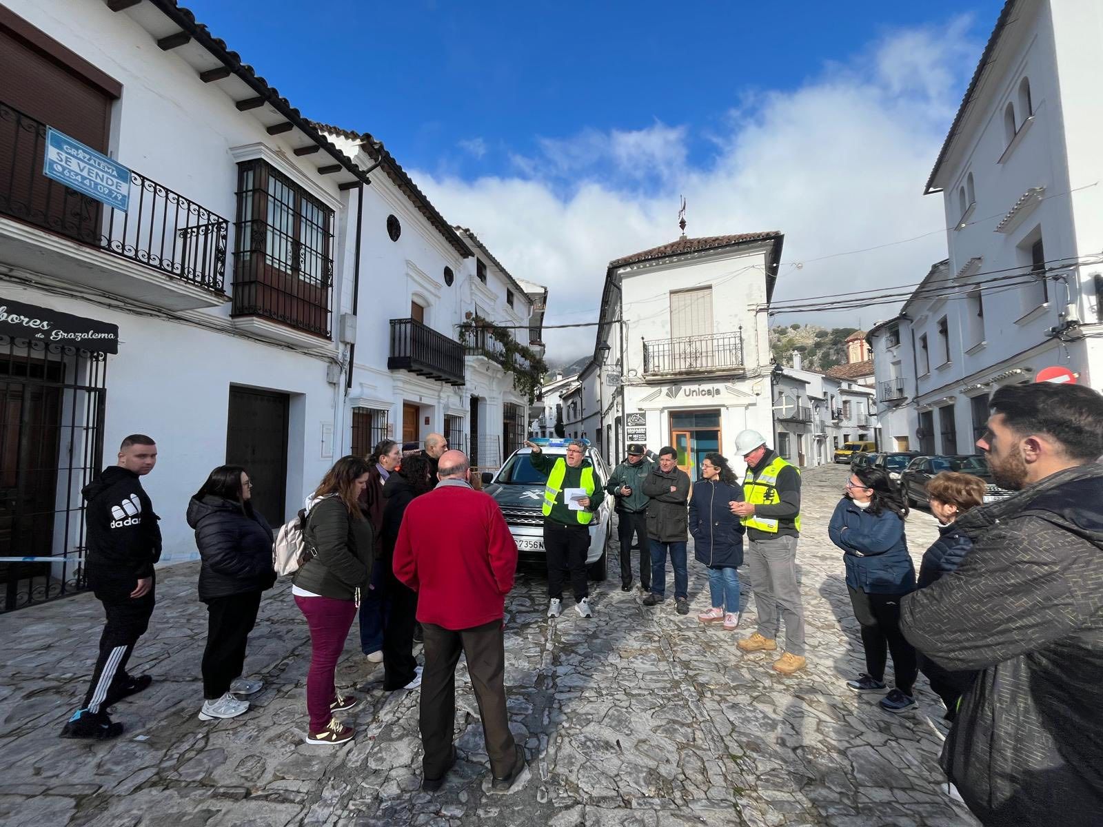 Vuelta a casa de vecinos de Grazalema. Vuelta a casa de vecinos de Grazalema.