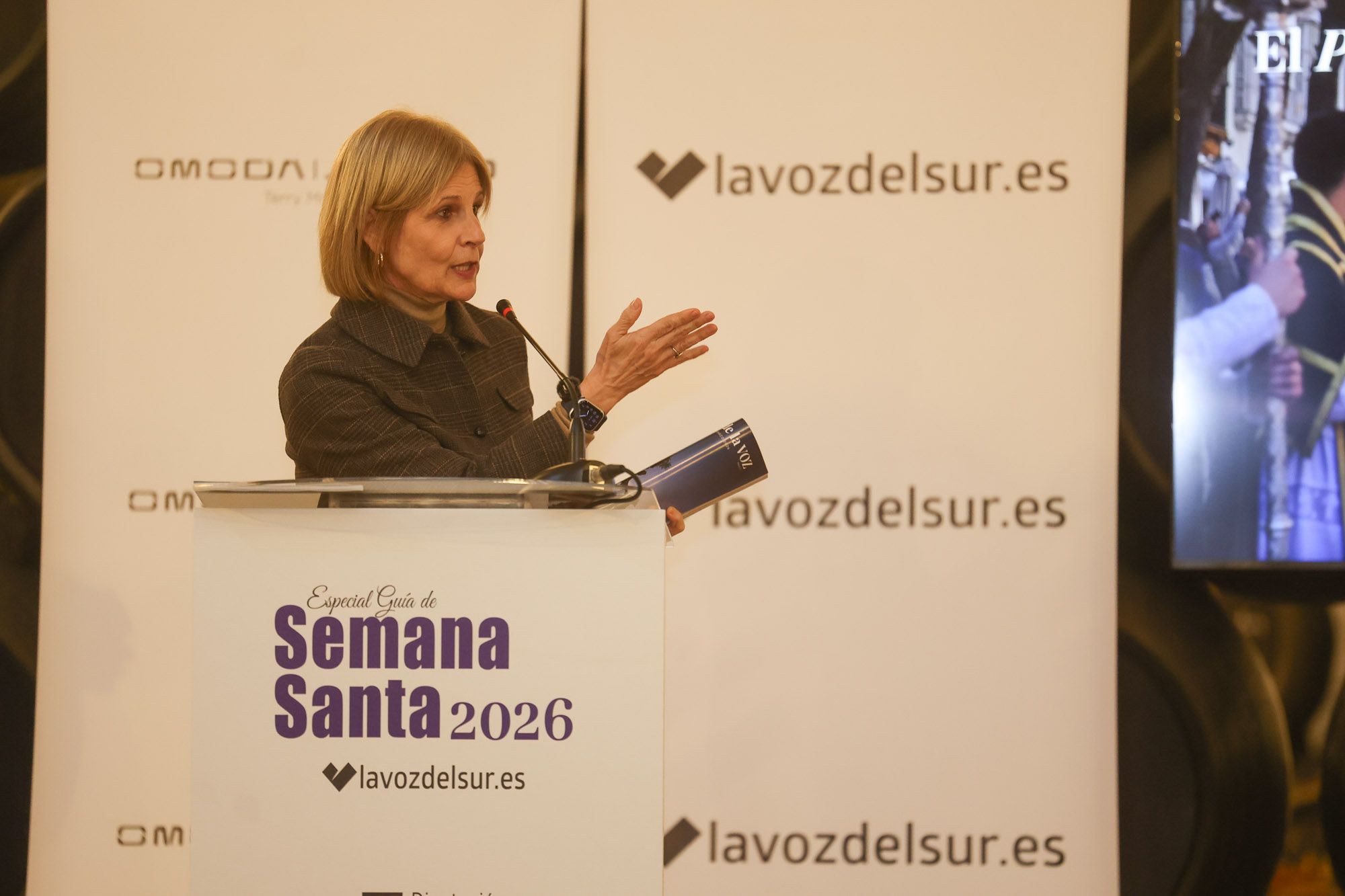 Presentacion Revista El Papel de la Voz Semana Santa  085